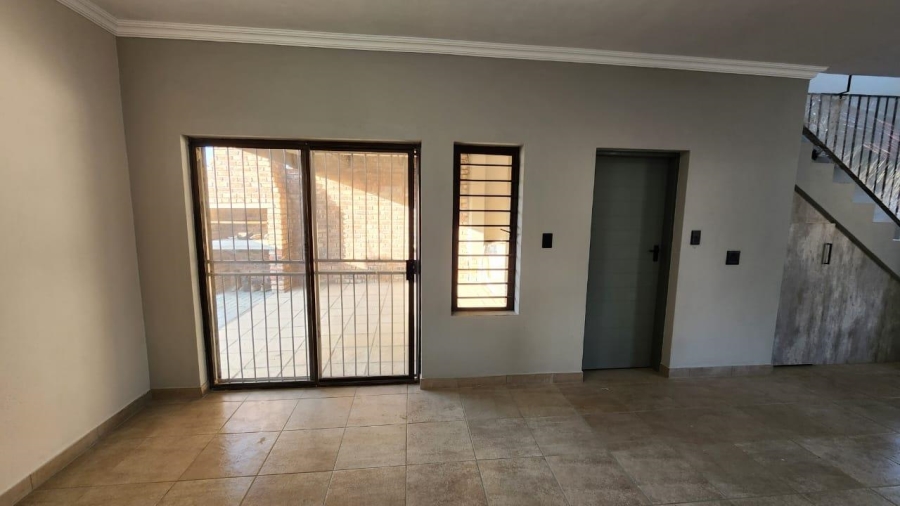 3 Bedroom Property for Sale in Waterval East North West